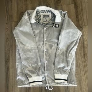 Hawaii’s Finest wind breaker